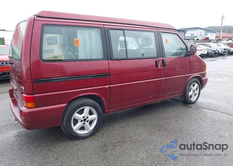 2001 Volkswagen Eurovan Mv z USA, uszkodzony, nr VIN WV2NB47021H116124